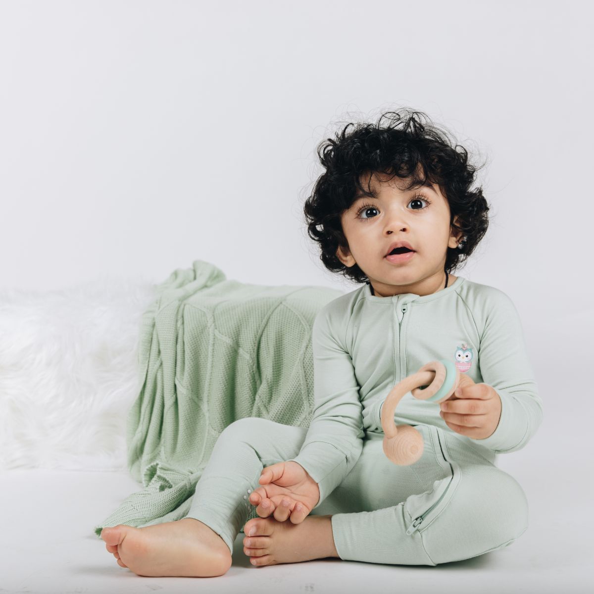 NEW BORN ESSENTIALS UNISEX PREMIUM GIFT SET