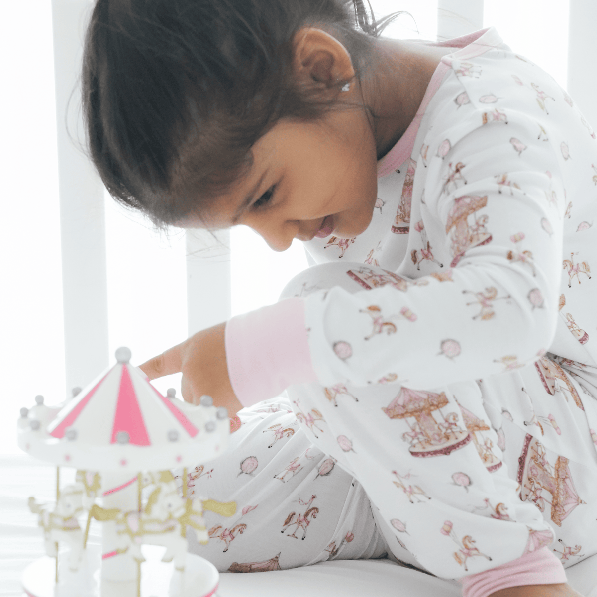 Carousel Blue Long Selvees Zipper and Rose Pyajama Set