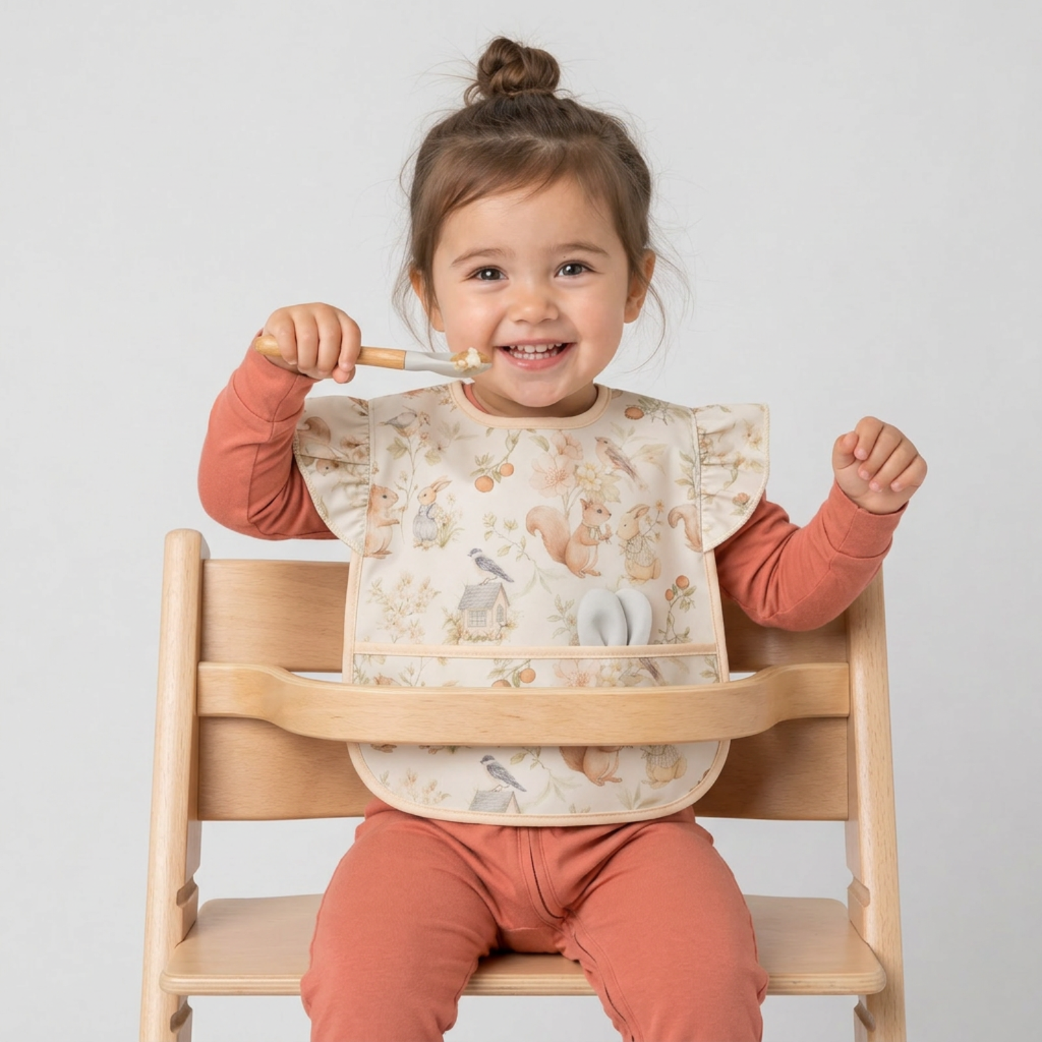 Forest friends waterproof feeding bib