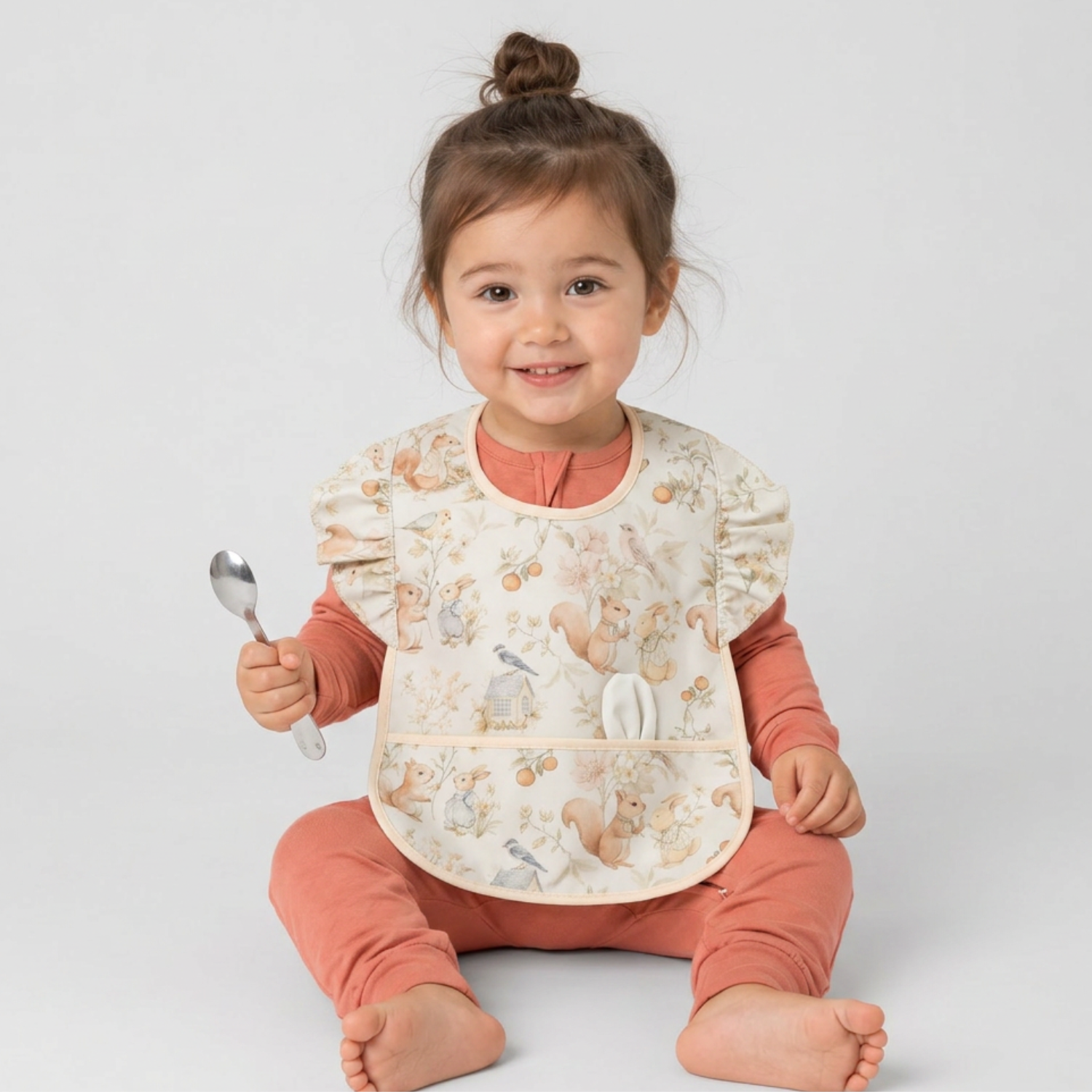 Forest friends waterproof feeding bib